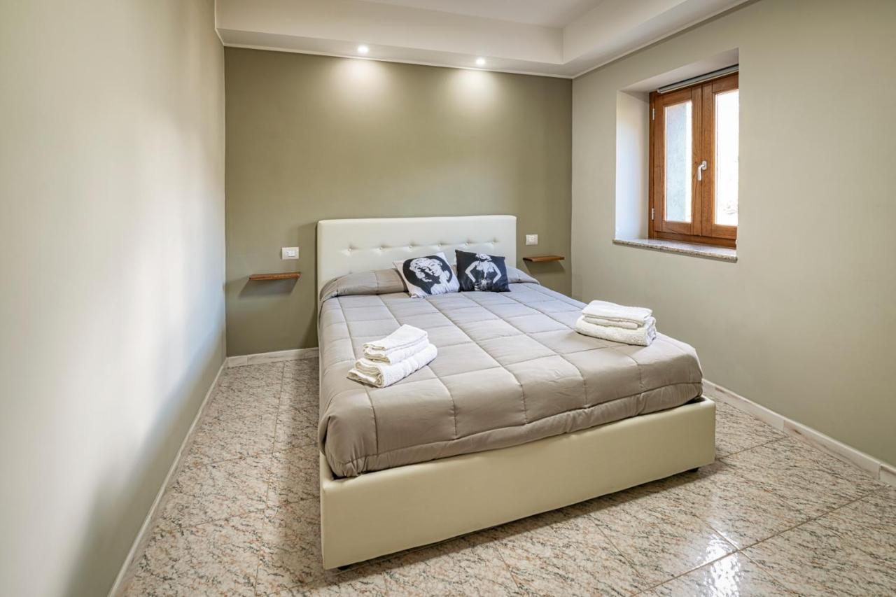 B&B Silver Sleep Papasidero Exteriör bild